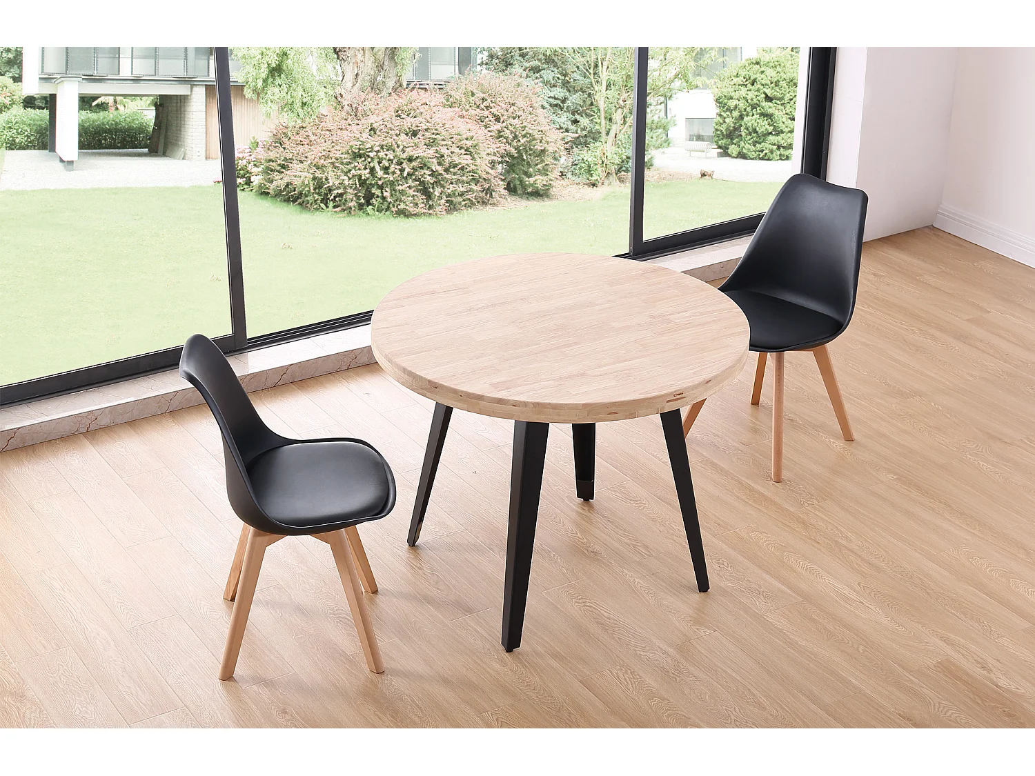 Table à manger ronde en bois coloris chêne nordique pieds noir - diamètre 100 x hauteur 76 cm