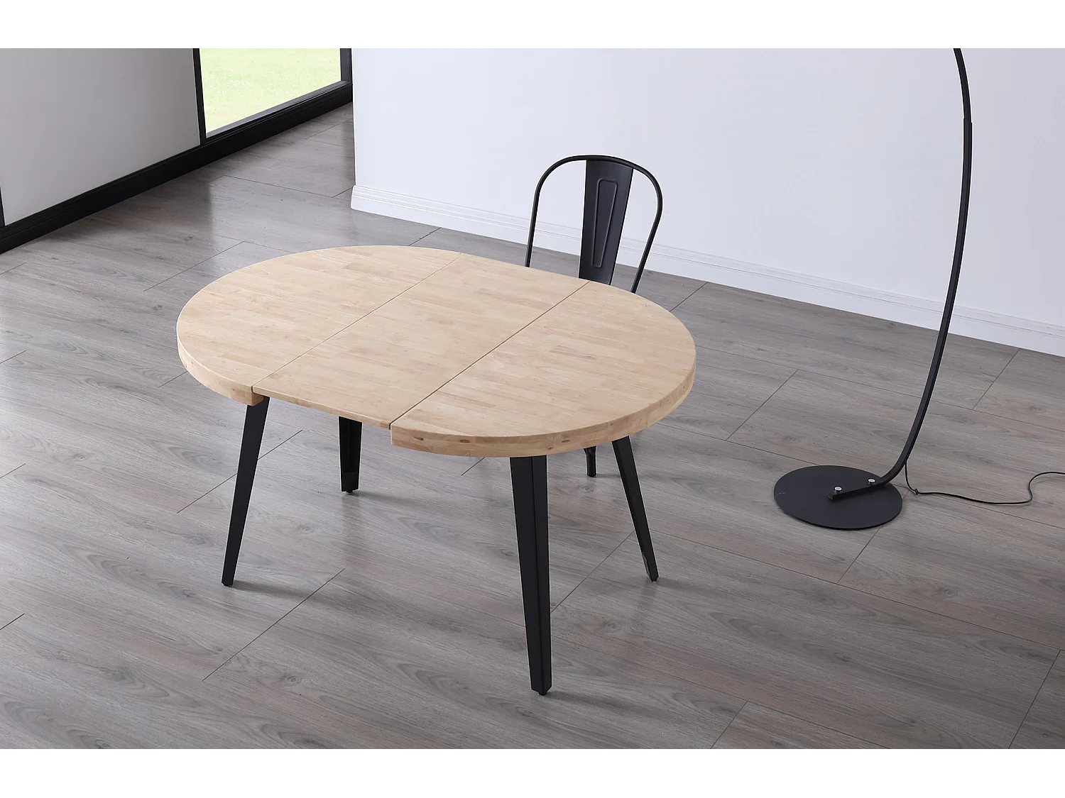 Table à manger ronde extensible en bois coloris chêne nordique pieds noir - diamètre 100-180 x hauteur 76 cm