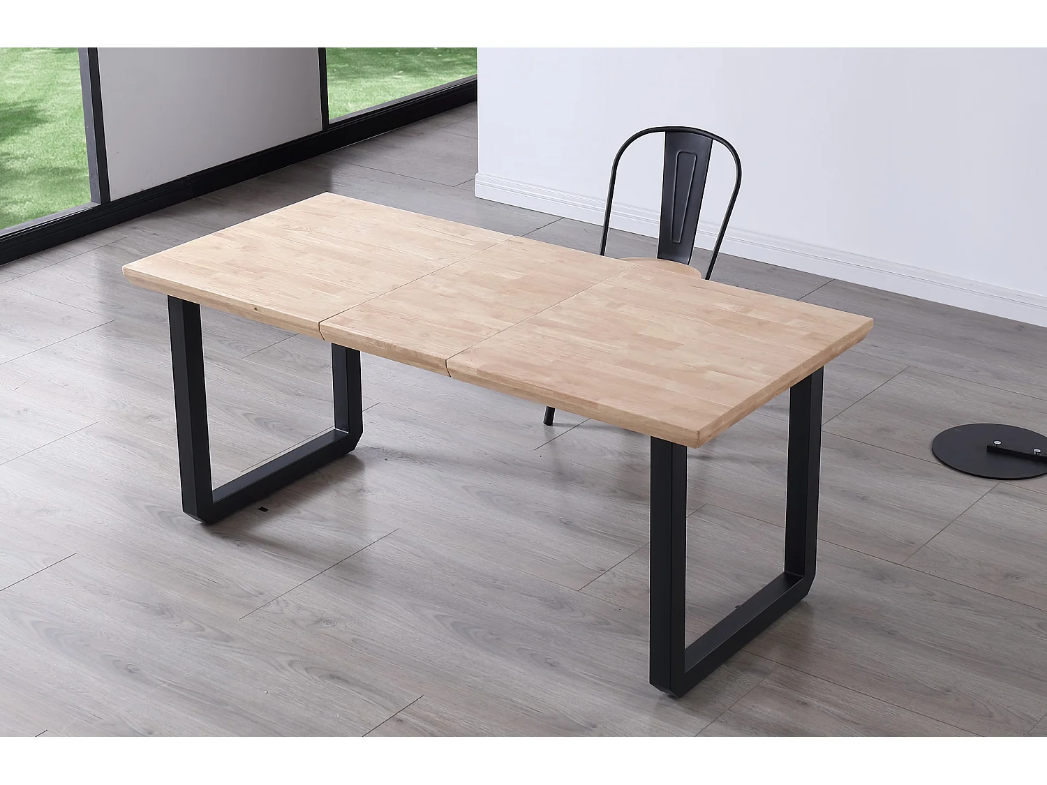 Table à manger rectangulaire extensible en bois coloris chêne nordique pieds noir - longueur 140-220 x profondeur 80 x hauteur 77 cm