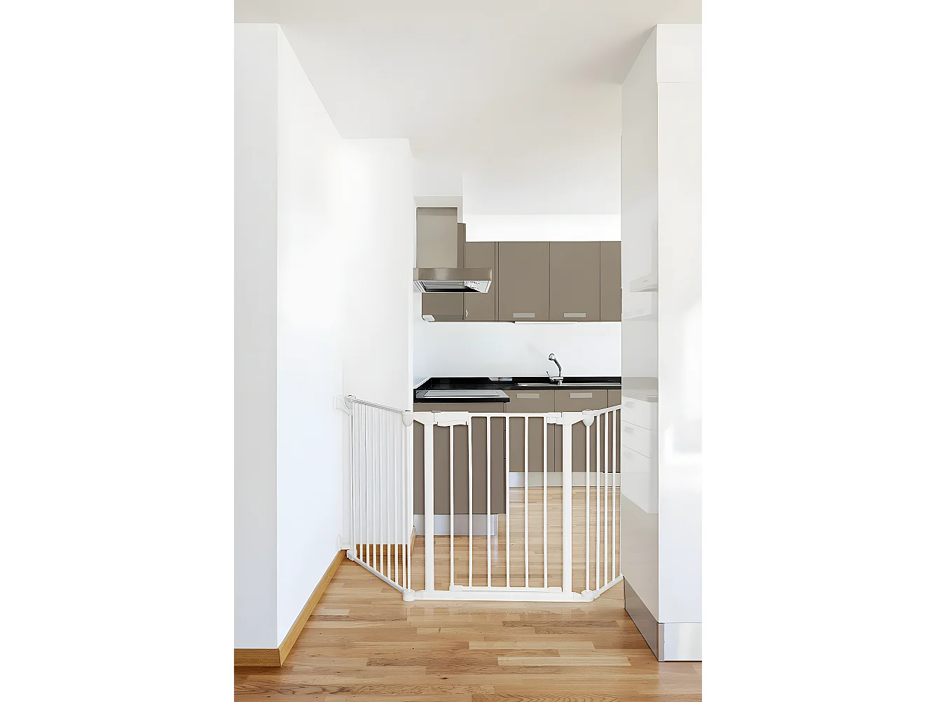 Brandschutzbarriere Stahl Weiß