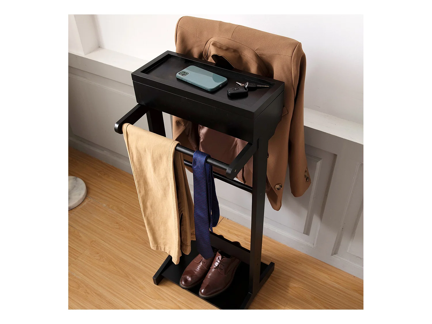 Porte-vêtements portable noir avec organisateur de rangement, MDF, tige en bois massif (44x36.5x110cm)