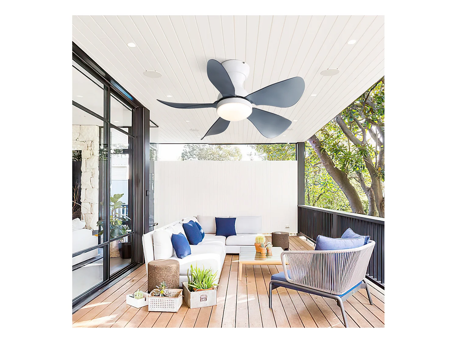 Ventilateur de plafond blanc avec éclairage LED intégré, 5 pales en ABS transparent, motorisation DC, montage flush (73.66x73.66x29.97cm)