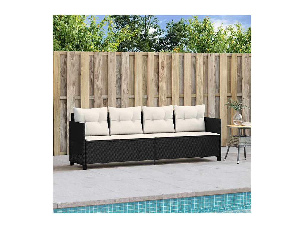 Chaise longue met zwarte kunsthars rieten kussens