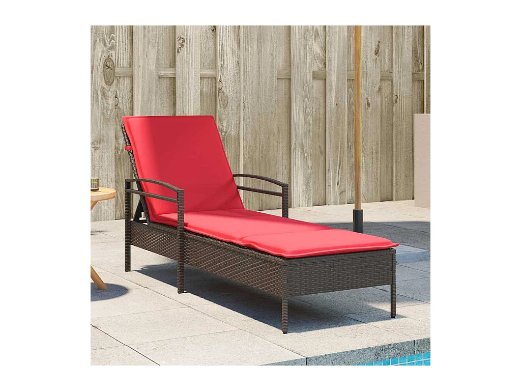 Chaise longue avec coussin marron 63x200x81 cm en poly rotin