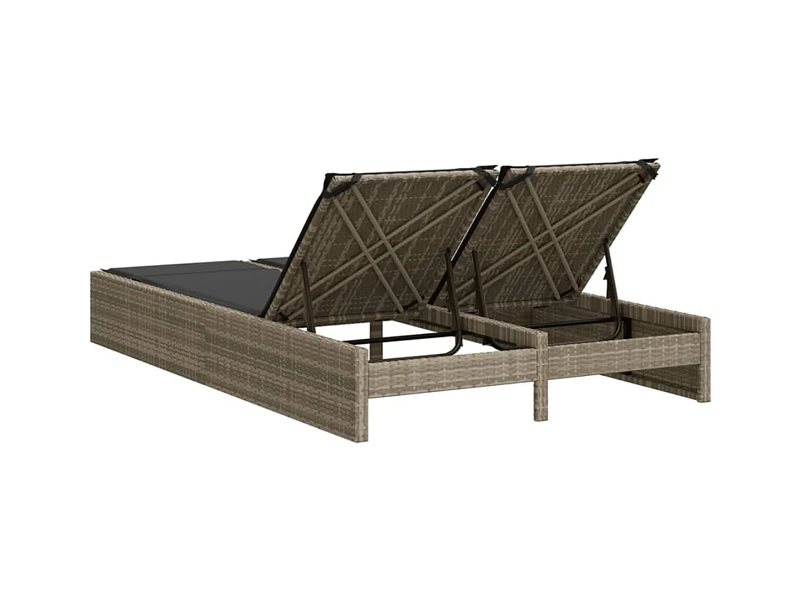 Chaise longue doble con cojines gris claro en resina trenzada