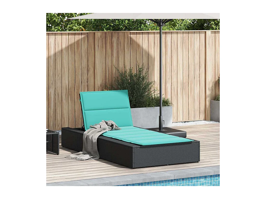 Sdraio con cuscino galleggiante nero in resina intrecciata