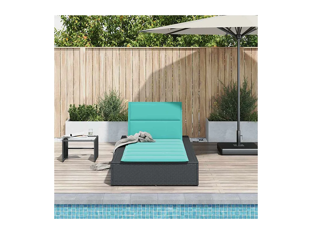 Sdraio con cuscino galleggiante nero in resina intrecciata