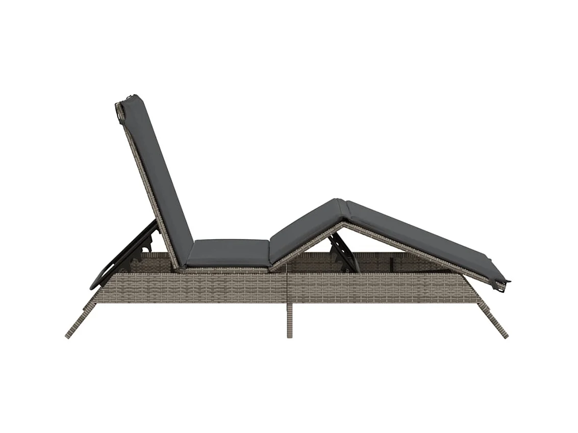 Chaise longue met grijs harsrieten kussen