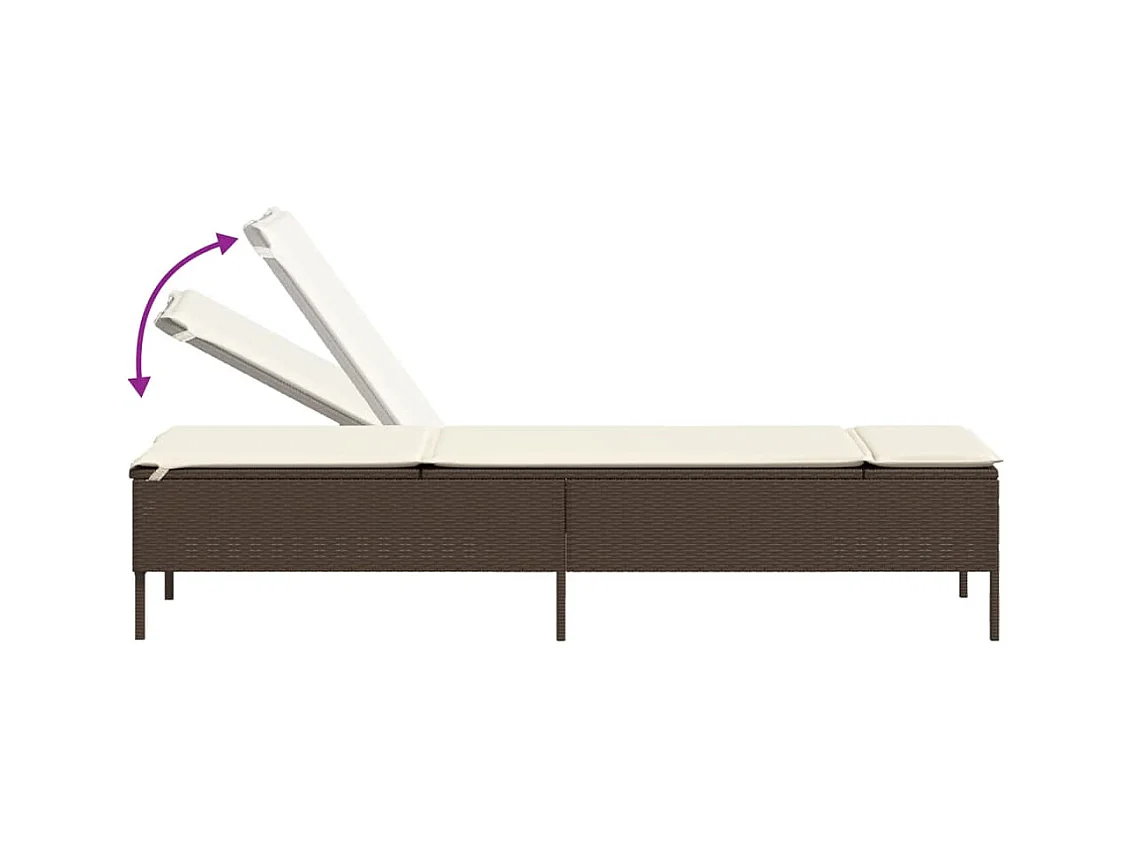 Chaise longue met bruin hars rieten kussen