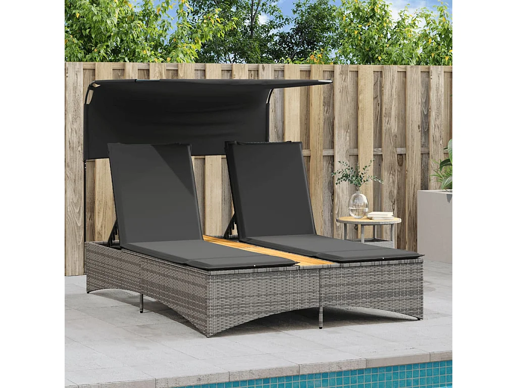 Chaise longue doppia con tenda da sole e cuscini in vimini di resina grigia