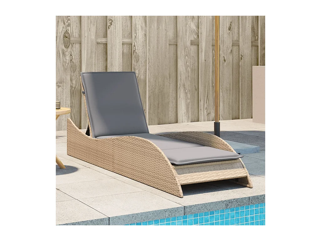 Chaise longue met beige kussen 60x205x73 cm geweven hars