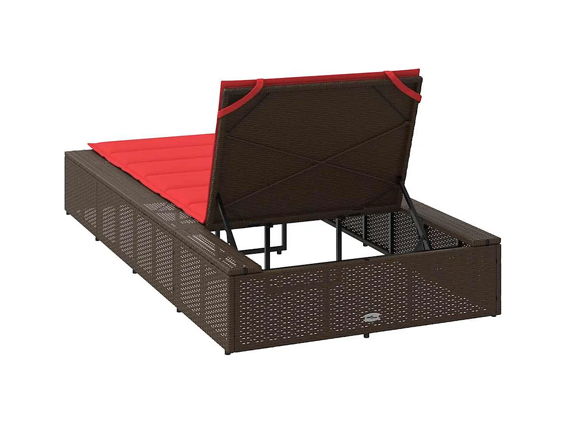 Liegestuhl mit schwimmendem braunem Harzgeflechtkissen