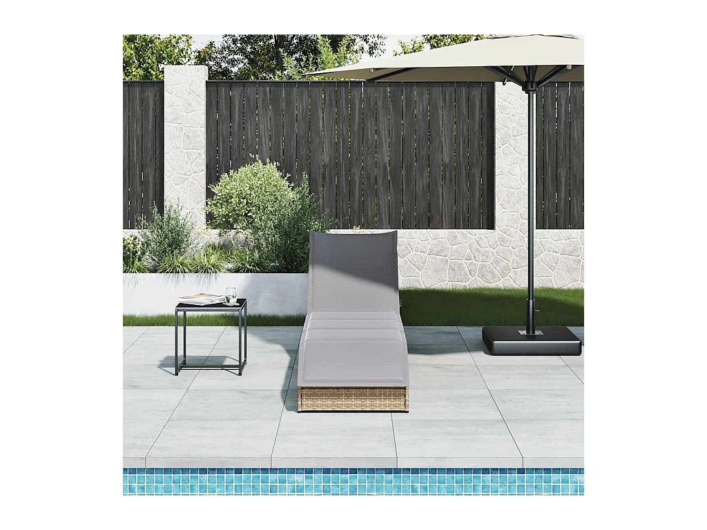 Chaise longue pliante coussin et rangement beige résine tressée