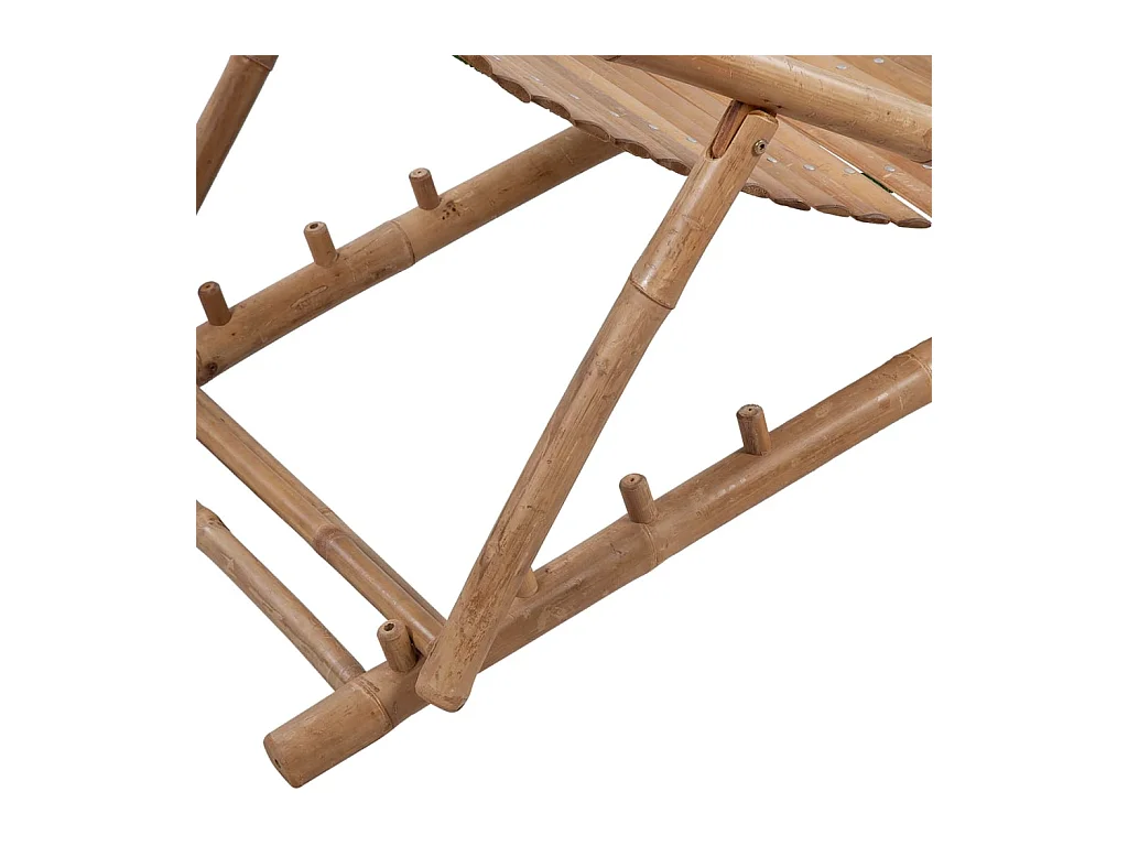 Sedia da esterno con poggiapiedi in bambù