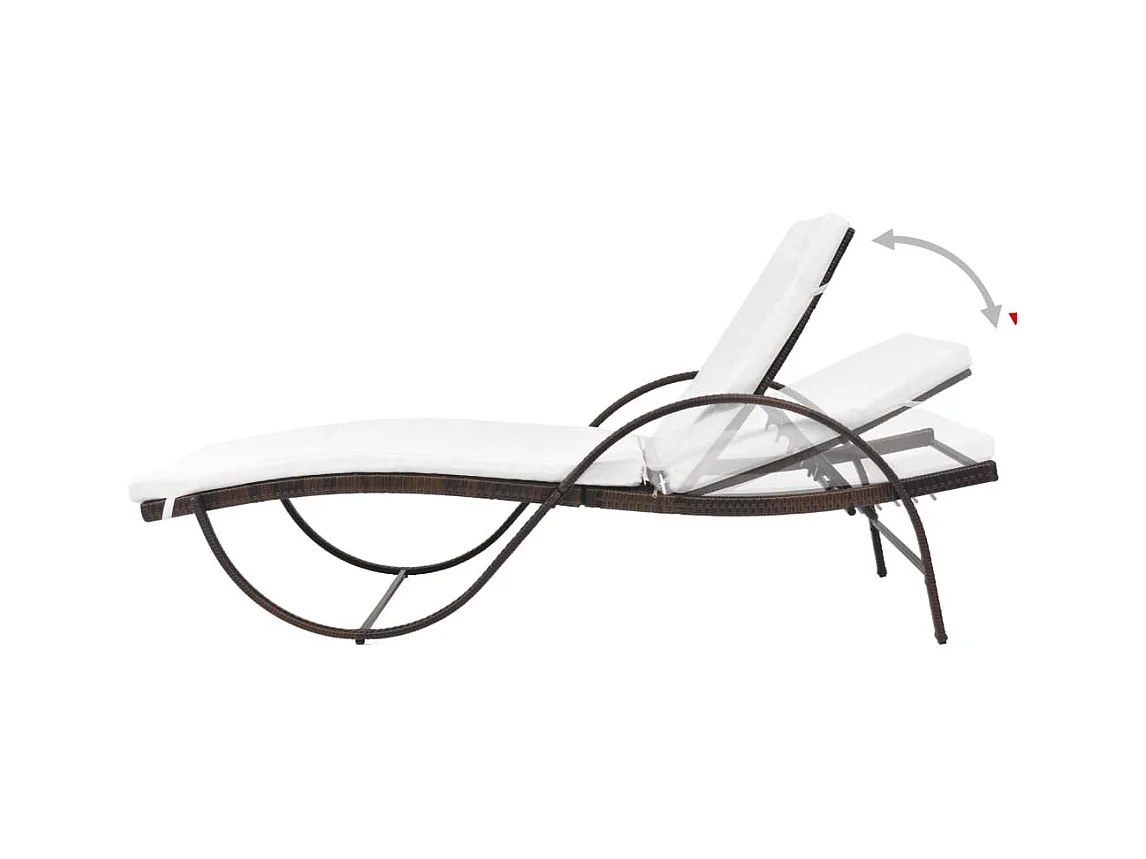 Chaise longue in resina intrecciata marrone con cuscino e tavolo