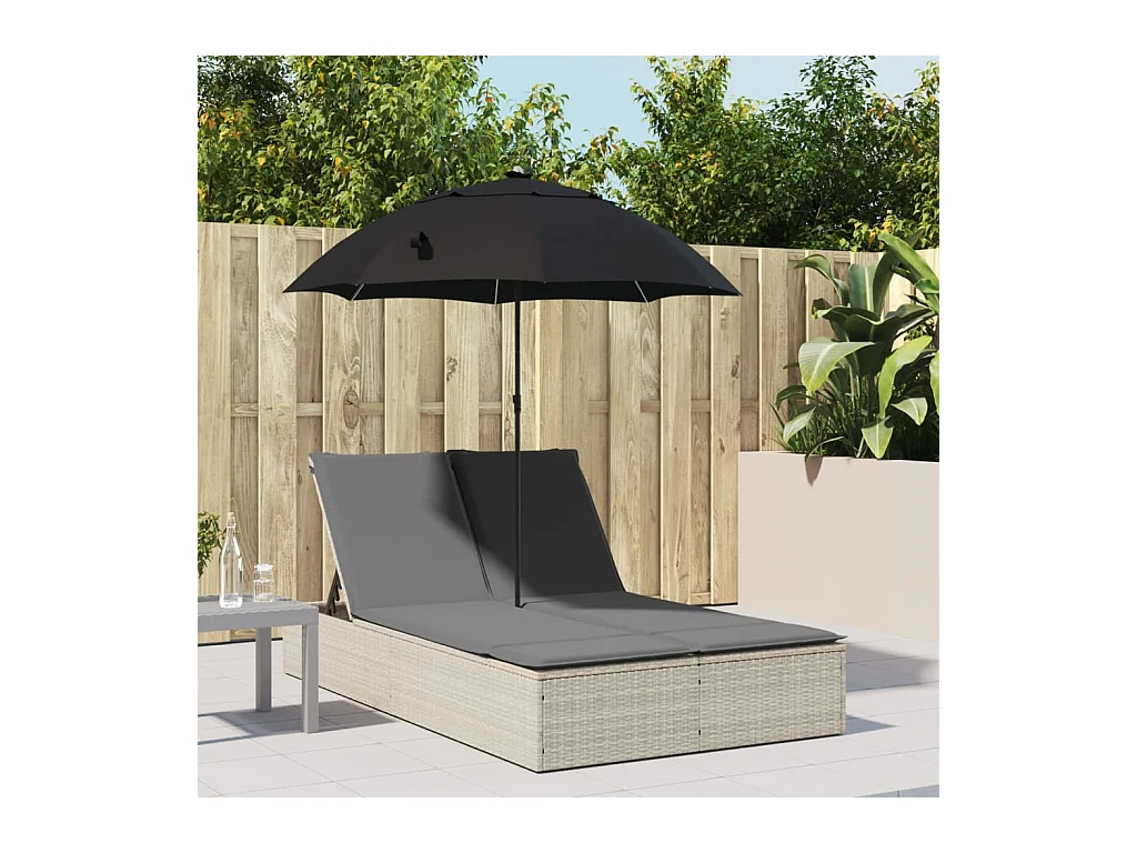 Chaise longue doble con cojines y sombrilla de ratán gris claro