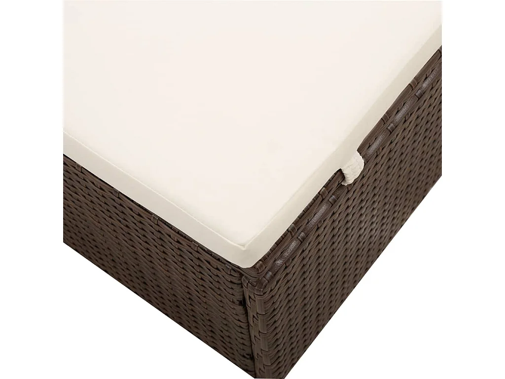 Chaise longue met zonnescherm en bruin geweven harskussen