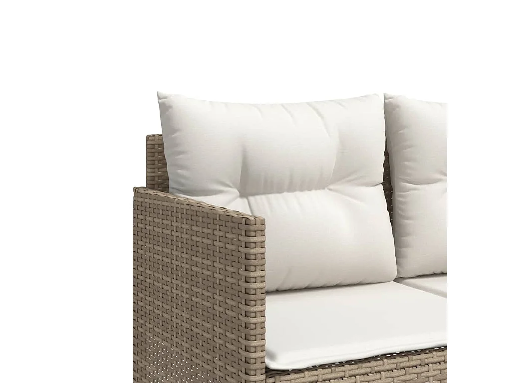 Chaise longue met beige kunsthars rieten kussens