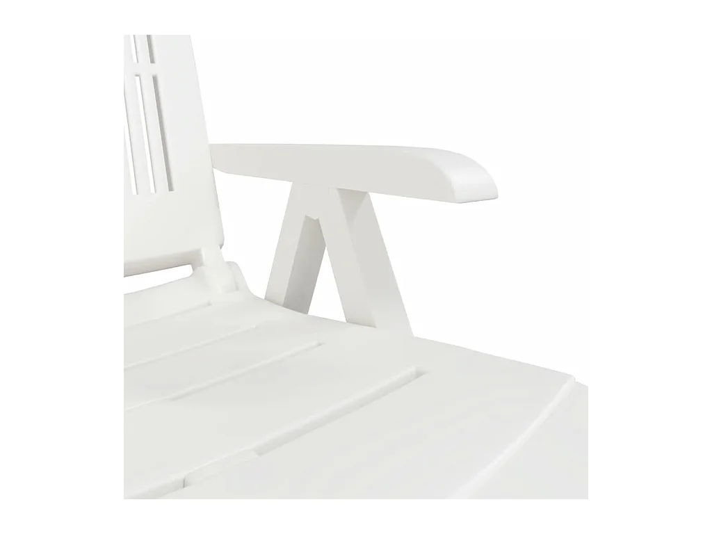 Sillón de plástico blanco