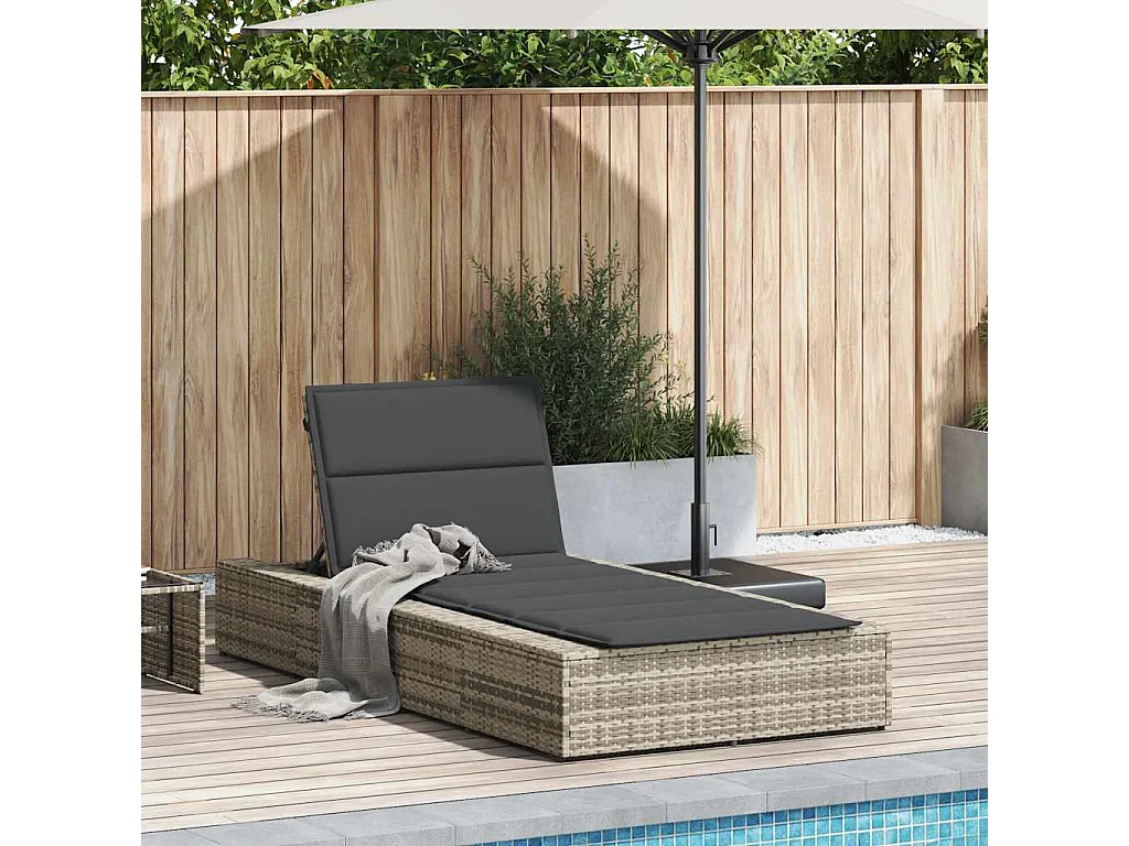 Transat avec coussin flottant gris clair résine tressée