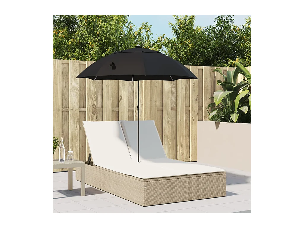 Dubbele loungestoel met kussens en beige polyrotan parasol