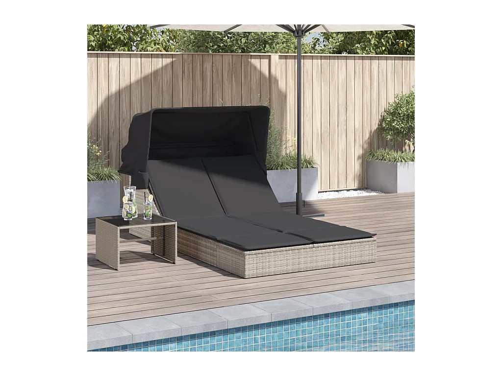 Chaise longue doble con dosel y cojines de ratán gris claro