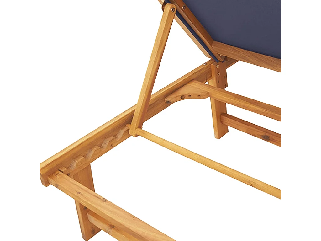 Chaise longue blu realizzata in legno massello di acacia e textilene