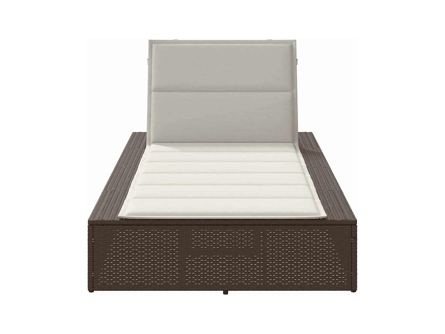 Liegestuhl mit schwimmendem braunem Harzgeflechtkissen