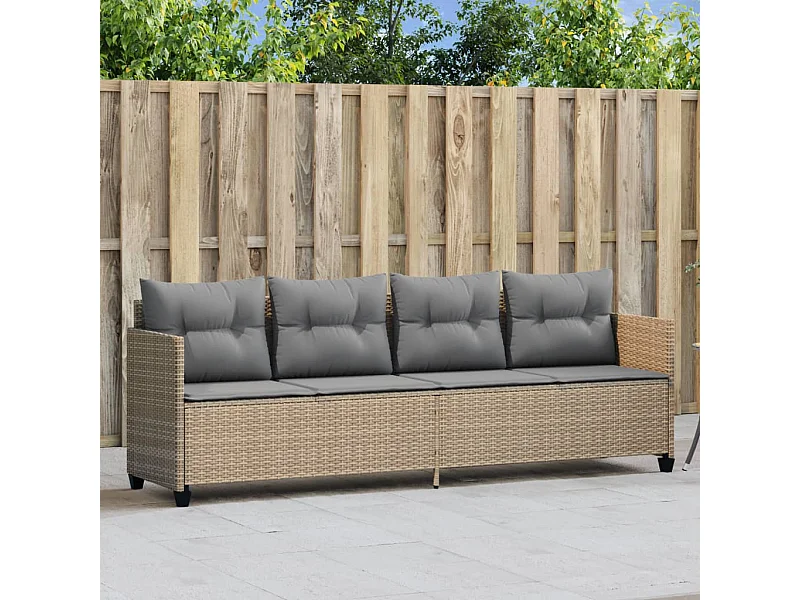 Chaise longue met beige kunsthars rieten kussens