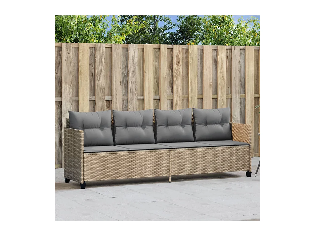 Chaise longue met beige kunsthars rieten kussens