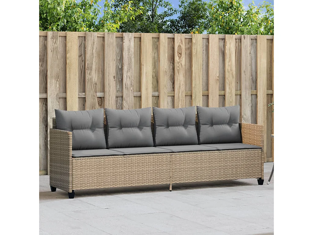 Chaise longue con cuscini in vimini di resina beige