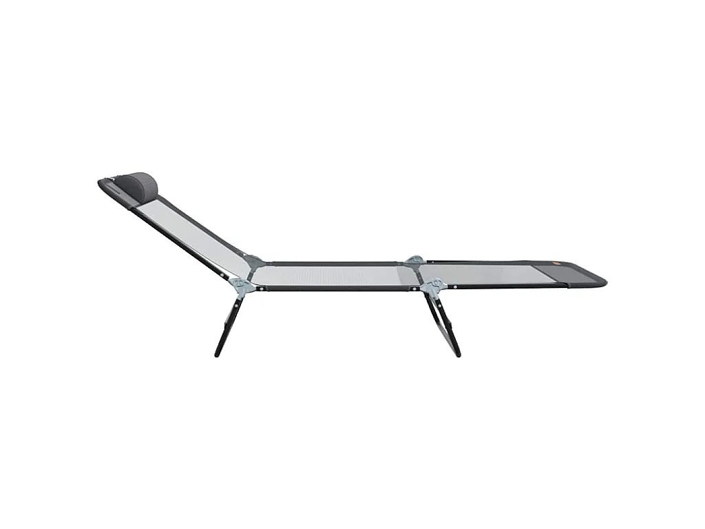 Sillón plegable con reposacabezas en textilene gris.