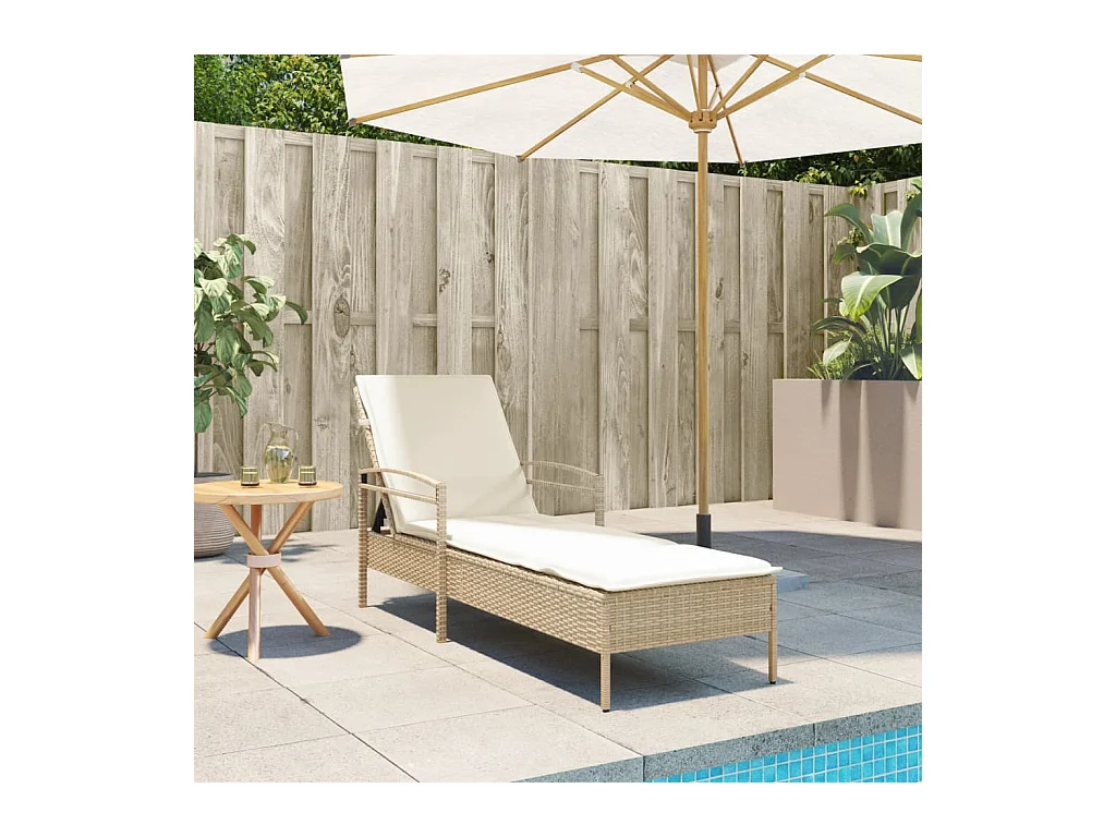 Chaise longue met beige kussen 63x200x81 cm geweven hars