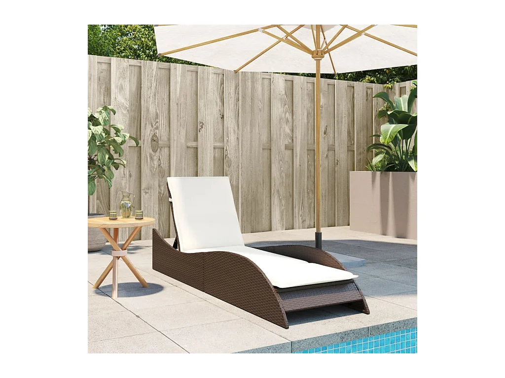 Chaise longue met bruin kussen 60x205x73 cm geweven hars