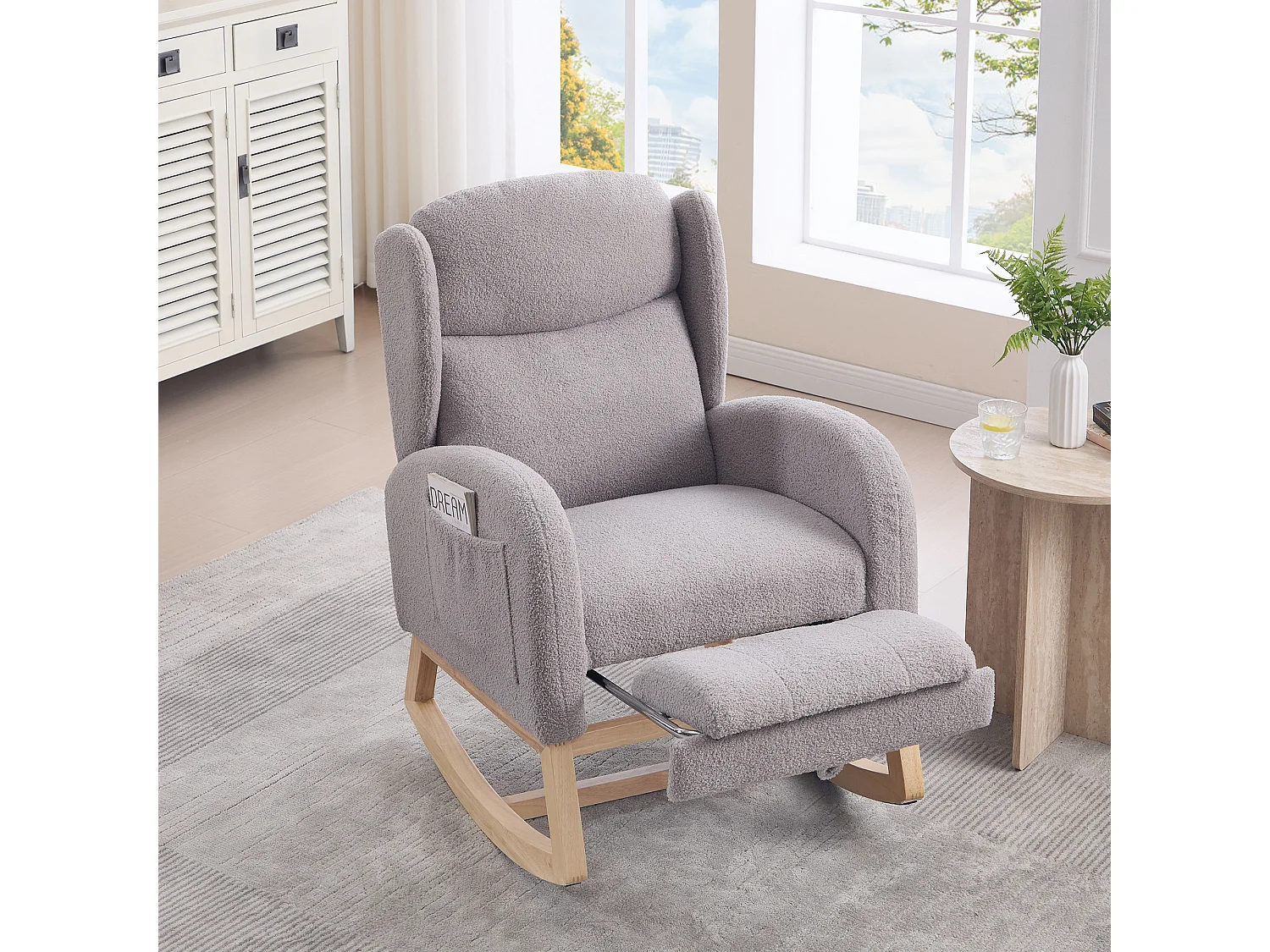 Fauteuil à bascule avec repose-pieds réglable et poches - tissu peluche gris