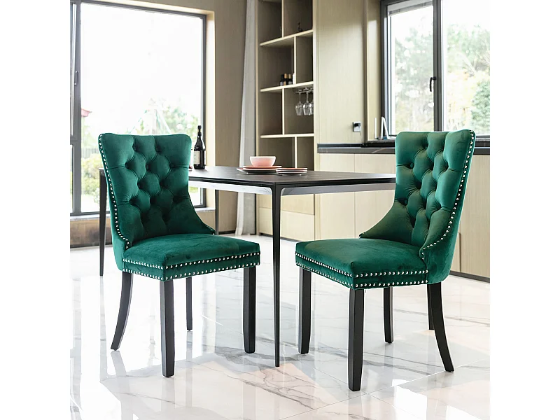 Lot de 2 chaises de salle à manger - Chaises avec dossier rembourré, pieds en bois et garniture cloutée - velours vert