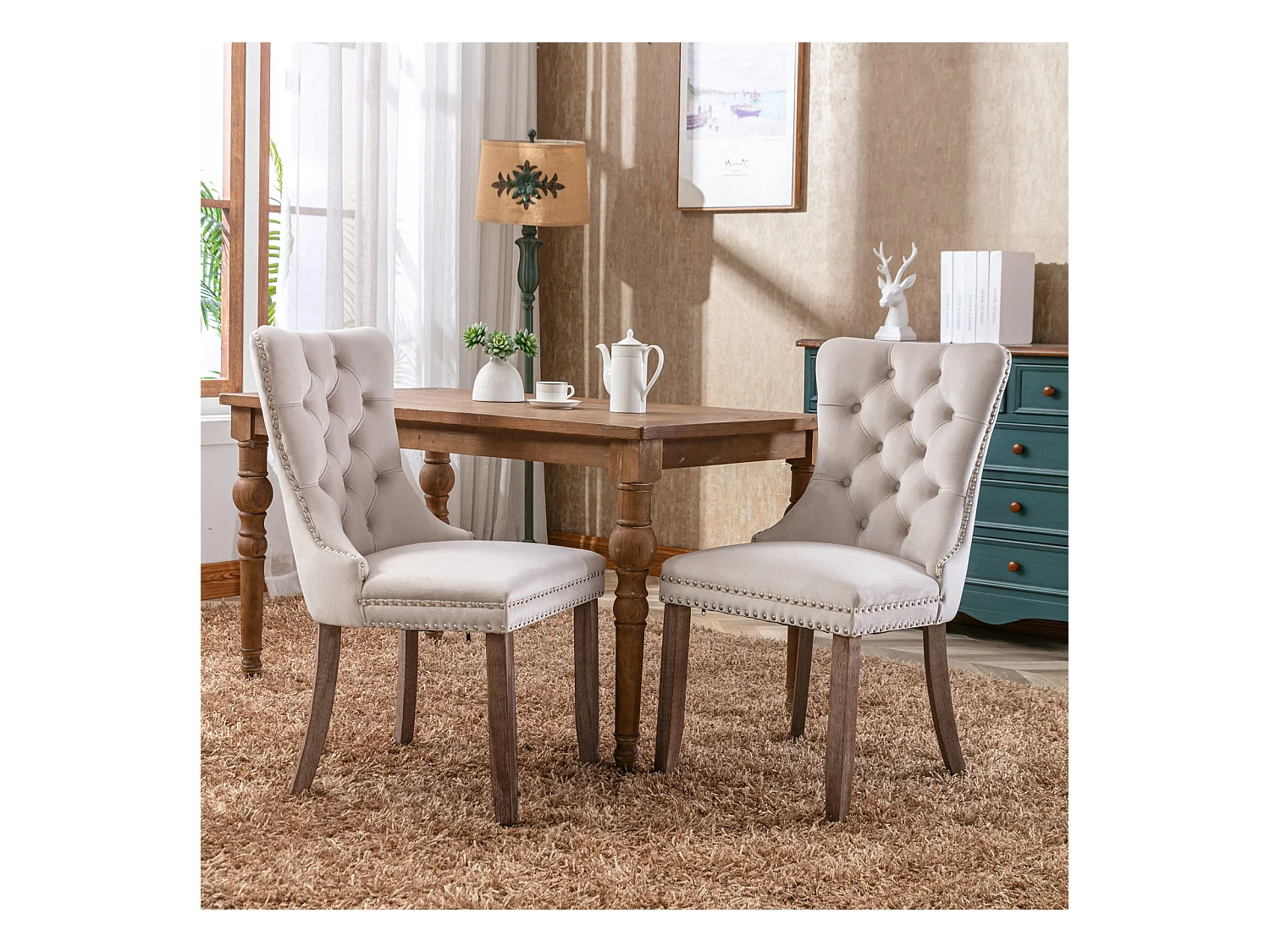 Lot de 2 chaises de salle à manger - Chaises avec dossier rembourré, pieds en bois et garniture cloutée - velours beige