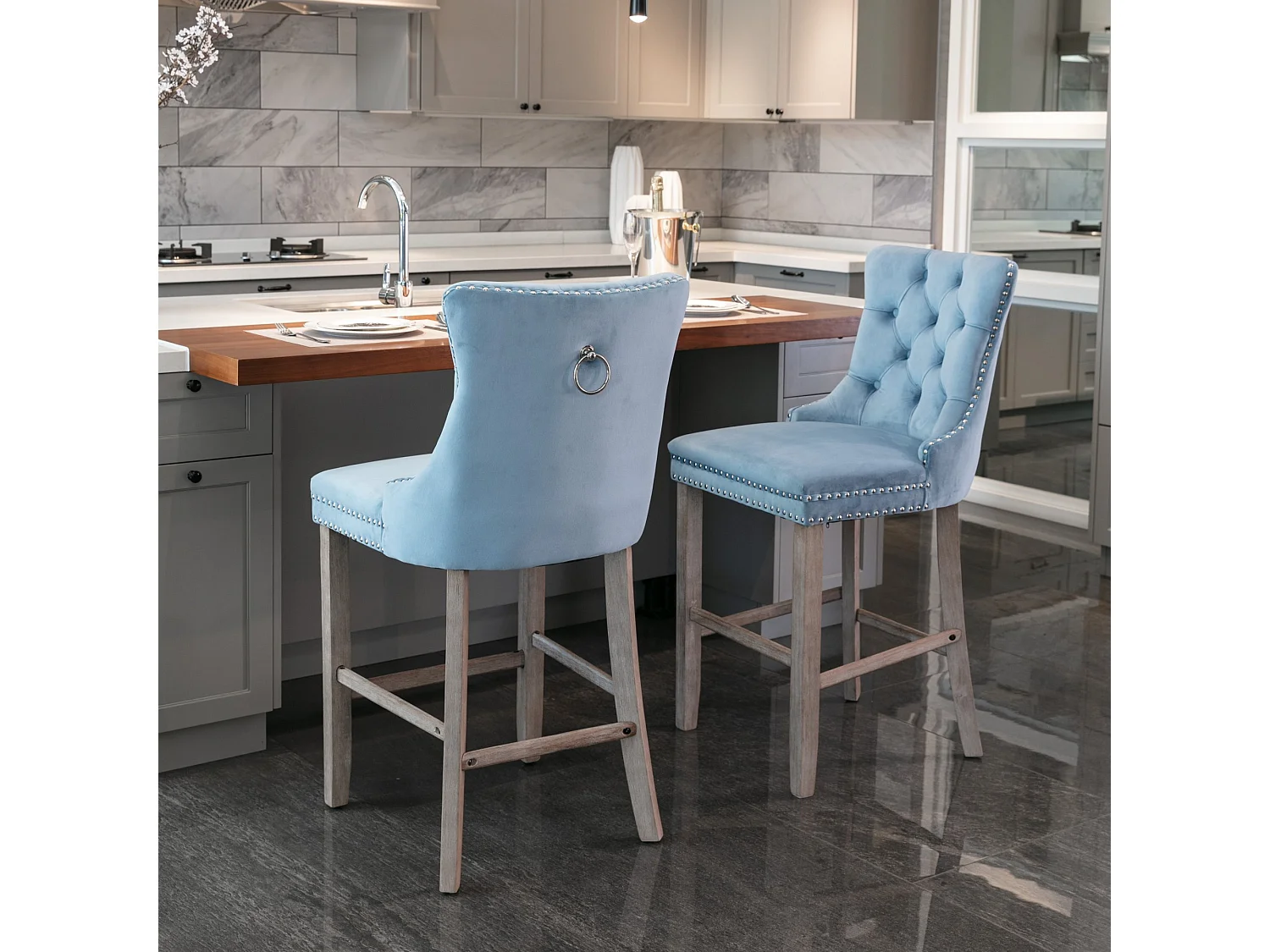 2er-Set Barhocker – Barhocker mit gepolsterter Rückenlehne und Knopfheftung – Hellblauer Samt