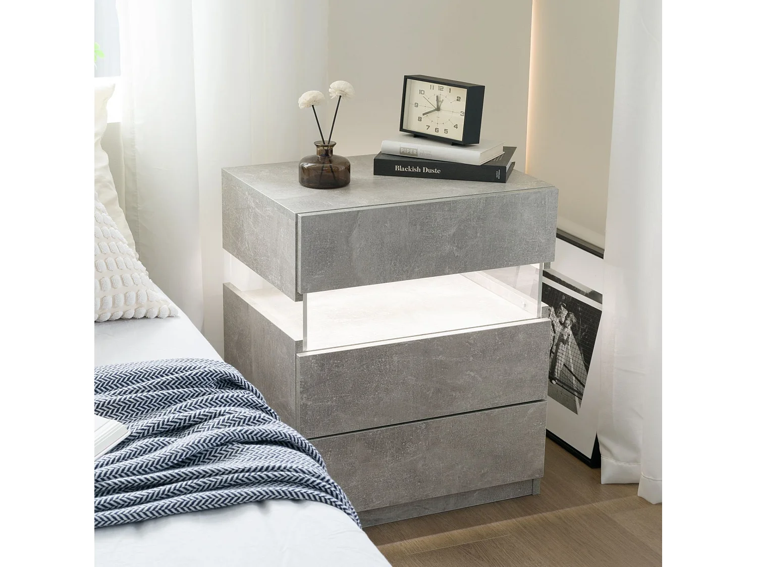 Table de chevet 3 tiroirs - Table de chevet avec éclairage LED et télécommande - gris - pour les chambres et les salons