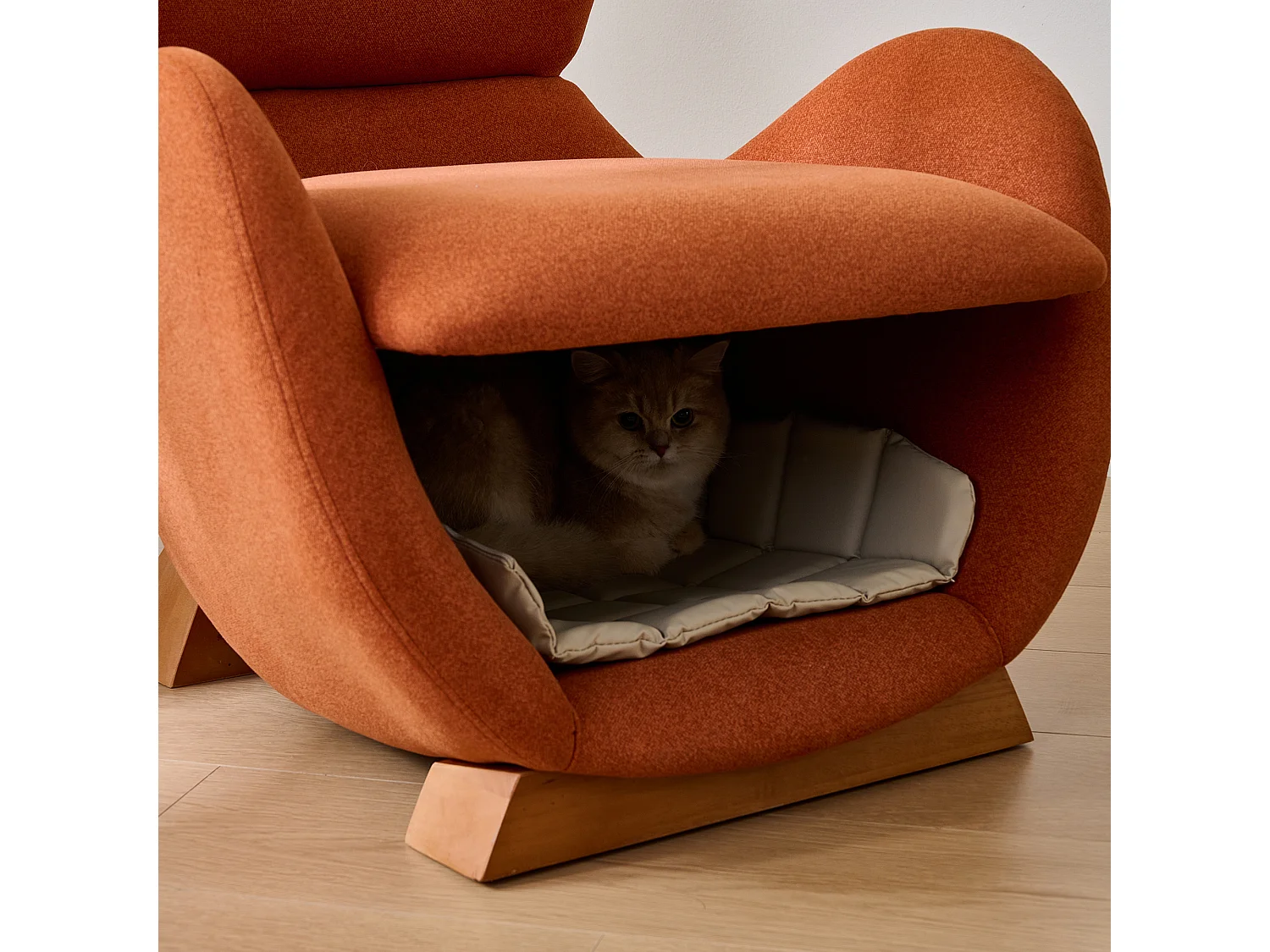 Walvishaai-fauteuil - geschikt voor huisdieren - krasbestendig stof - rood