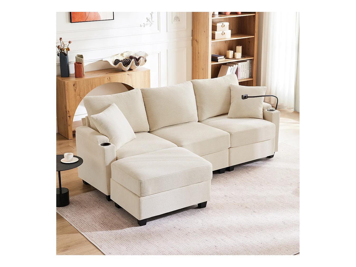 Canapé d'angle en L - 3 places - Avec repose-pieds + porte-gobelet - Chargeur USB - 2 coussins - Beige