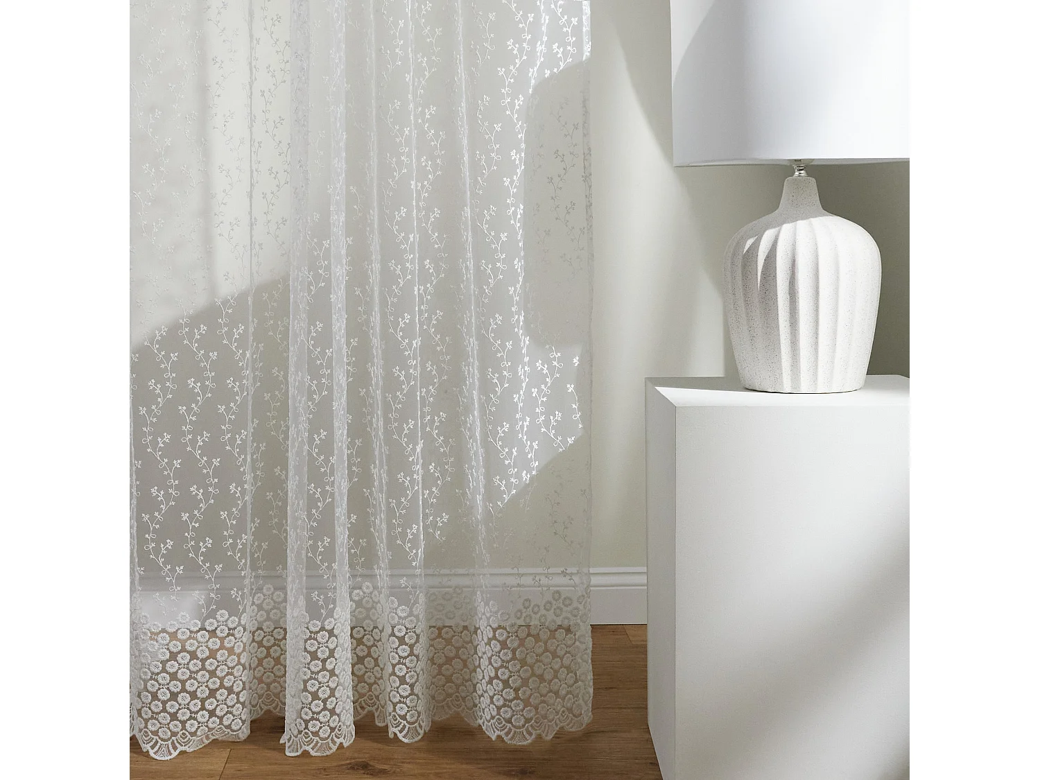 BESTICKTER VORHANG Lokos mittelweiß 140 x 250