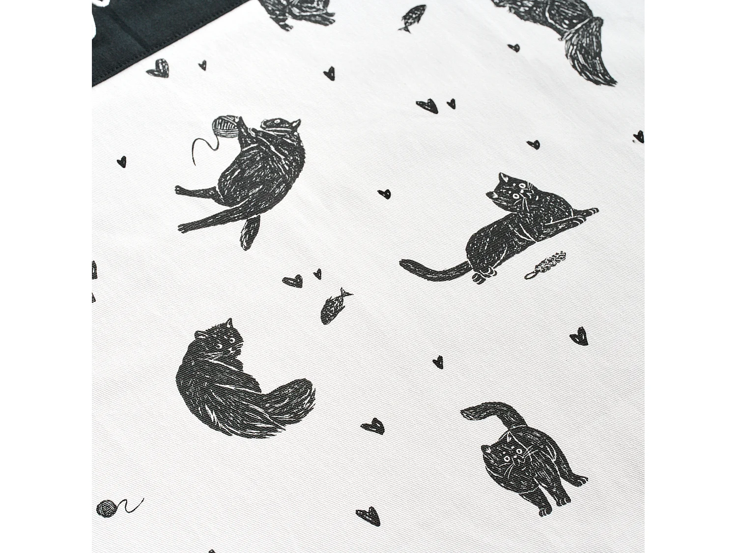 Tablier Kitki Noir Moyen 70x85