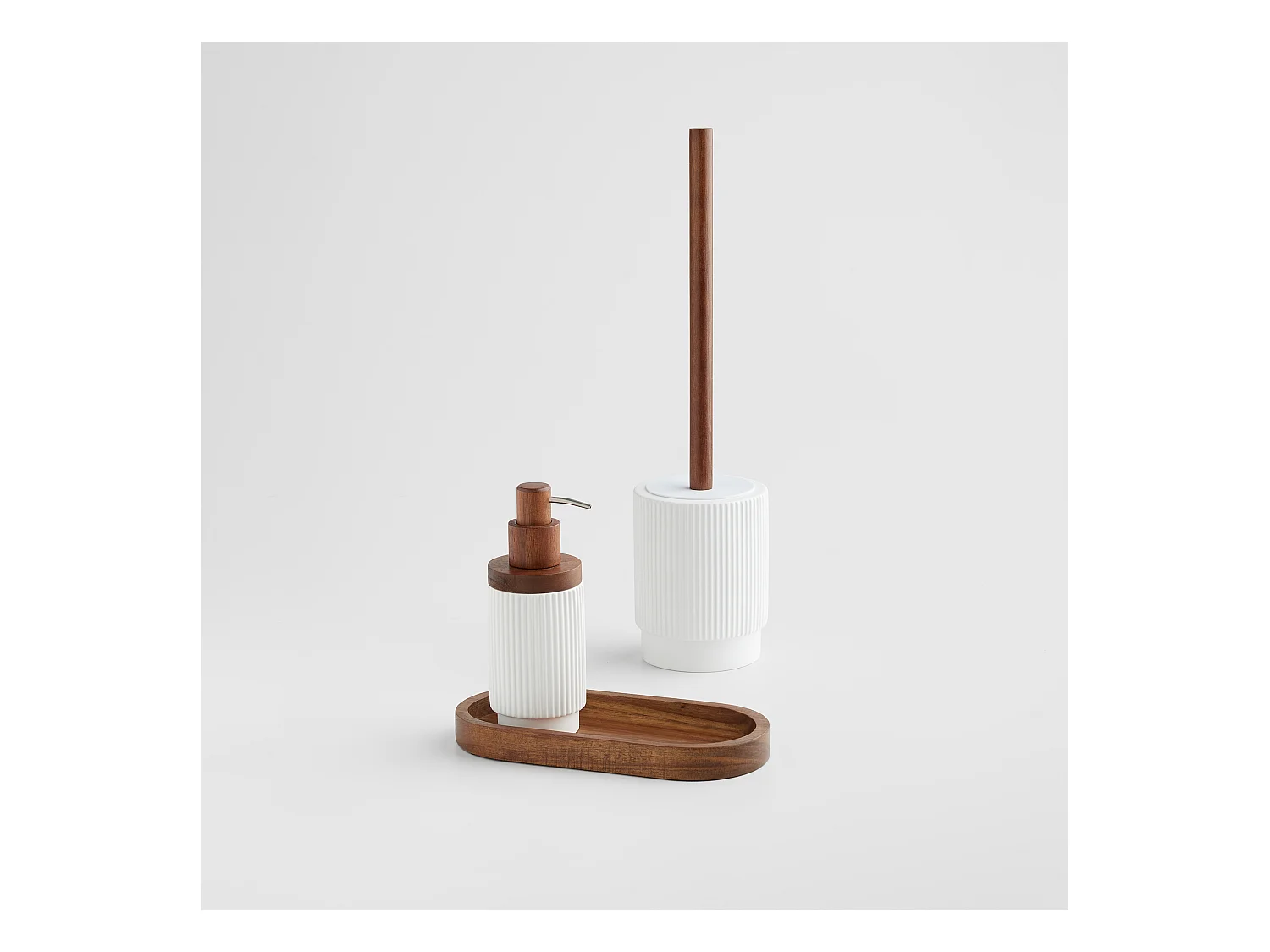 Brosse De Toilette Femenia Blanc Moyen 46x12