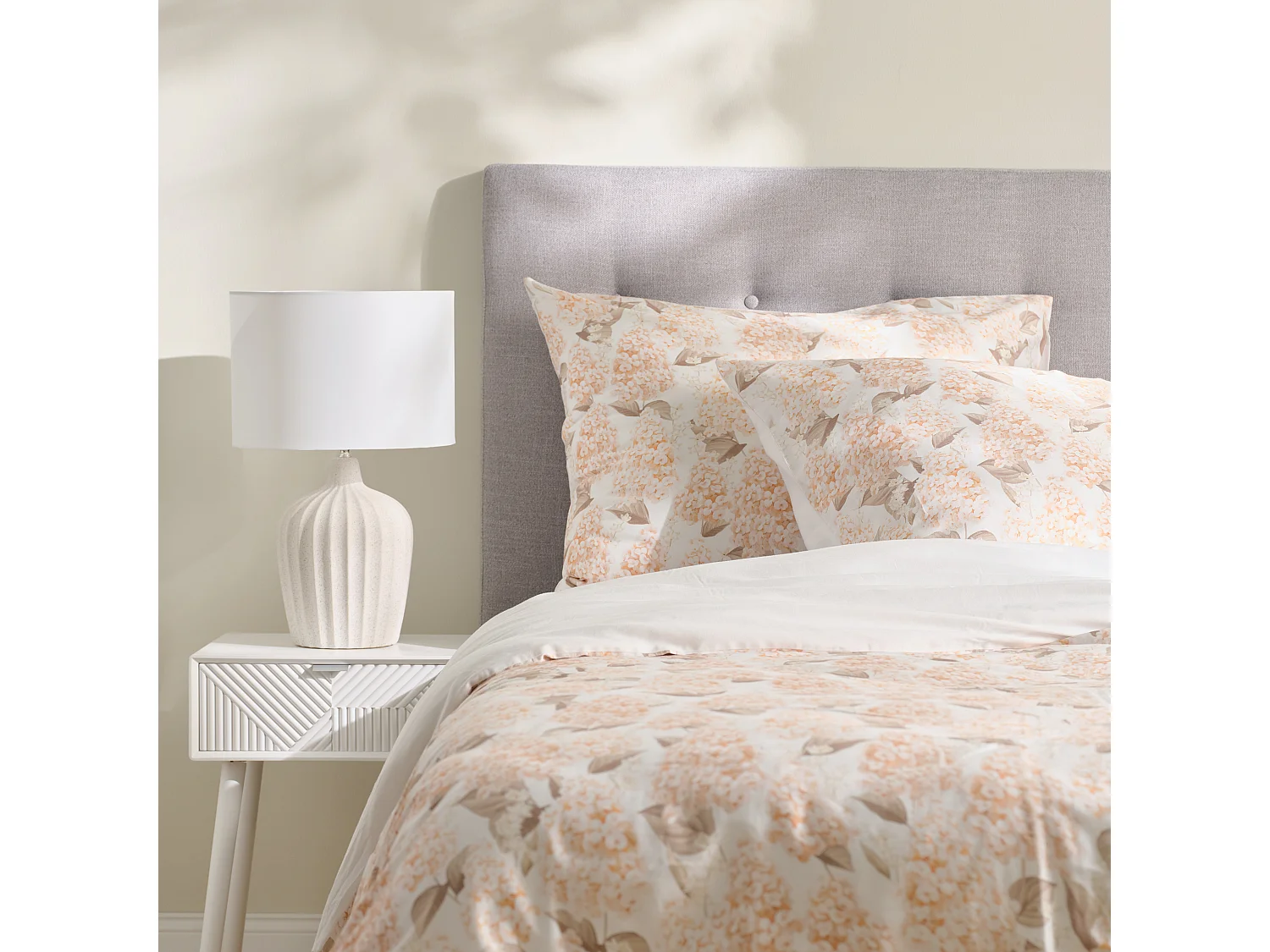 Parure de lit Amberbloom écru satin de coton 200x220