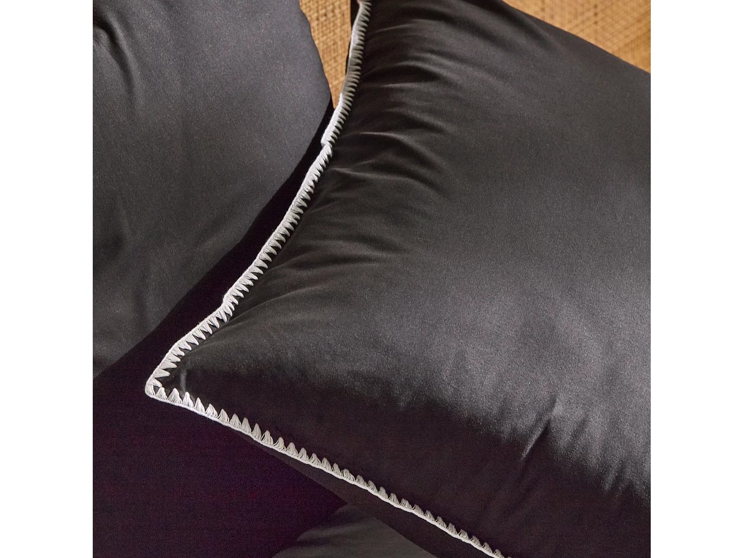 Parure de lit Tanger noir moyen coton 200 x 220