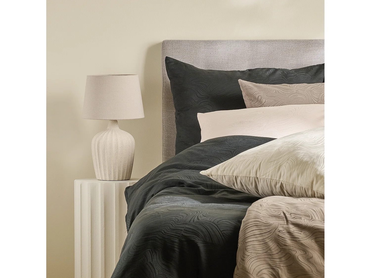 Parure de lit Linno noir moyen polyester 160x200