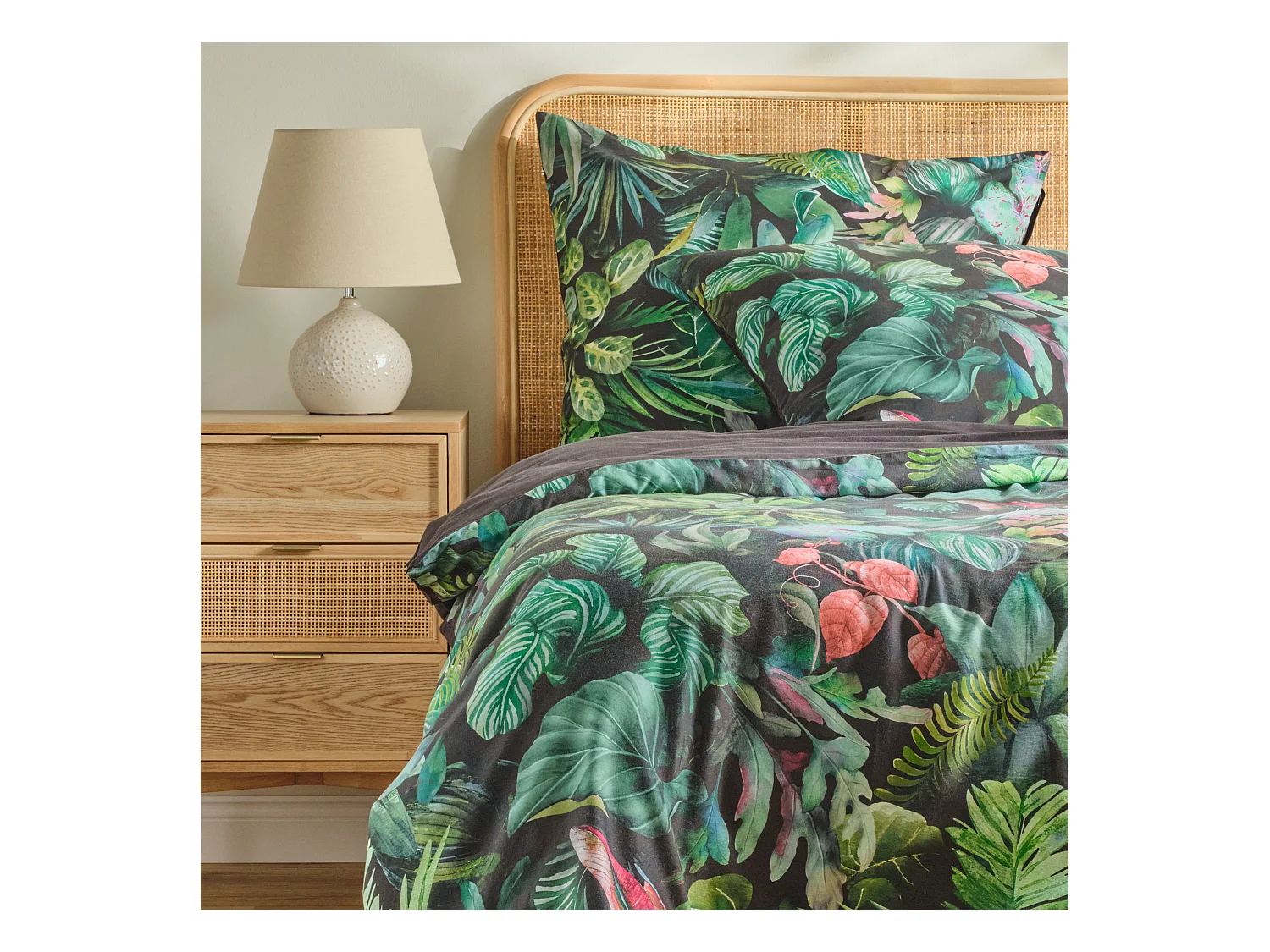 Parure de lit Naloria Noir Satin de Coton 200x220