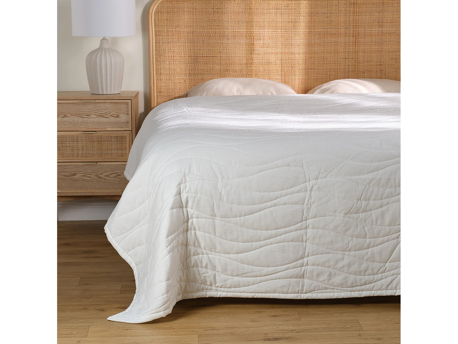 Tagesdecke Lukana Mittelweiß 200 x 220