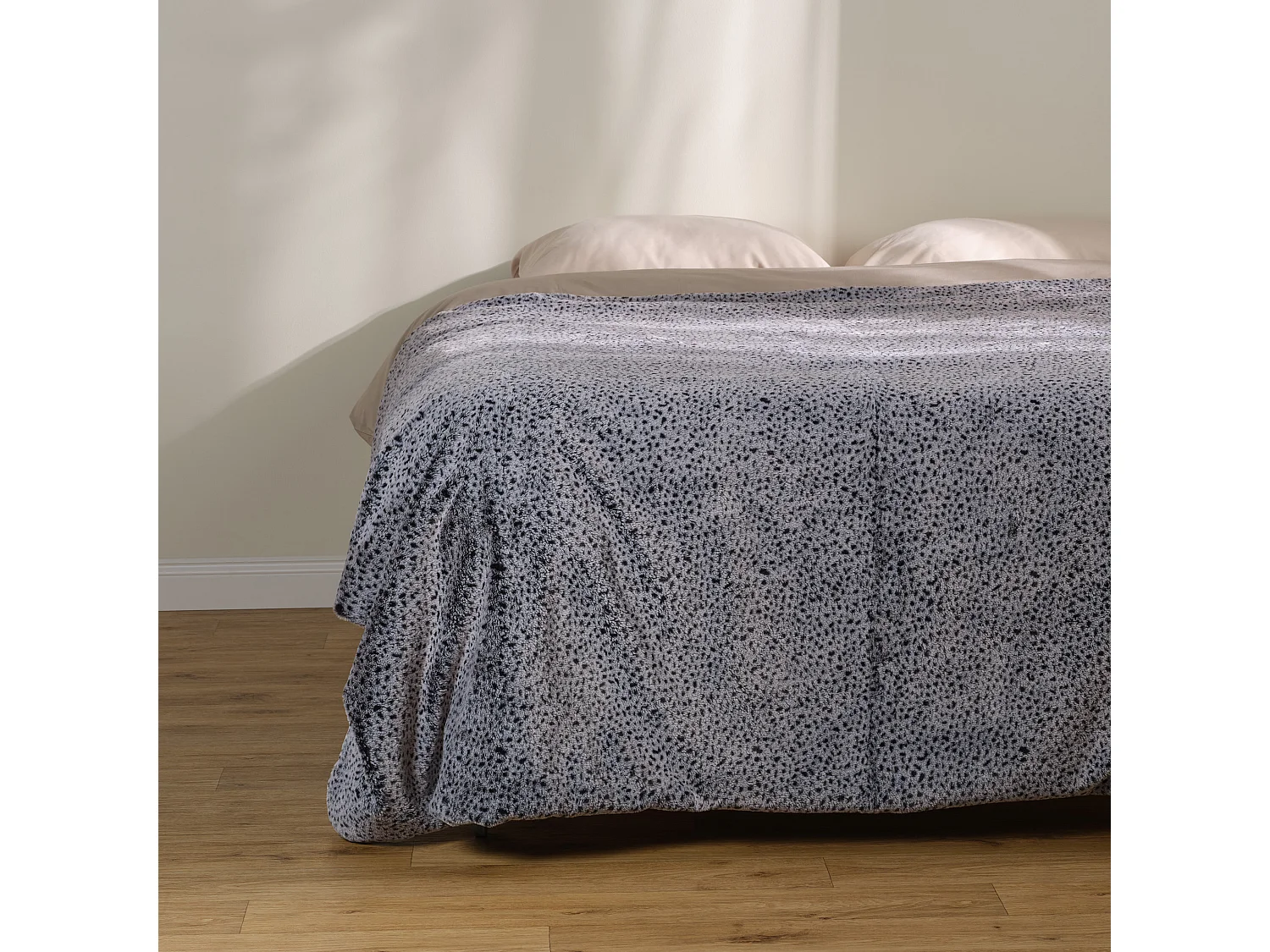 Tagesdecke Lamperia mittelgrau 180x200